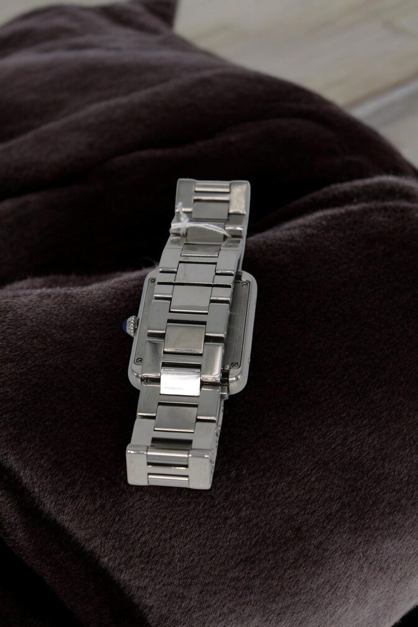 Reloj de acero con diamantes Marca: CARTIER modelo: TANK de mujer