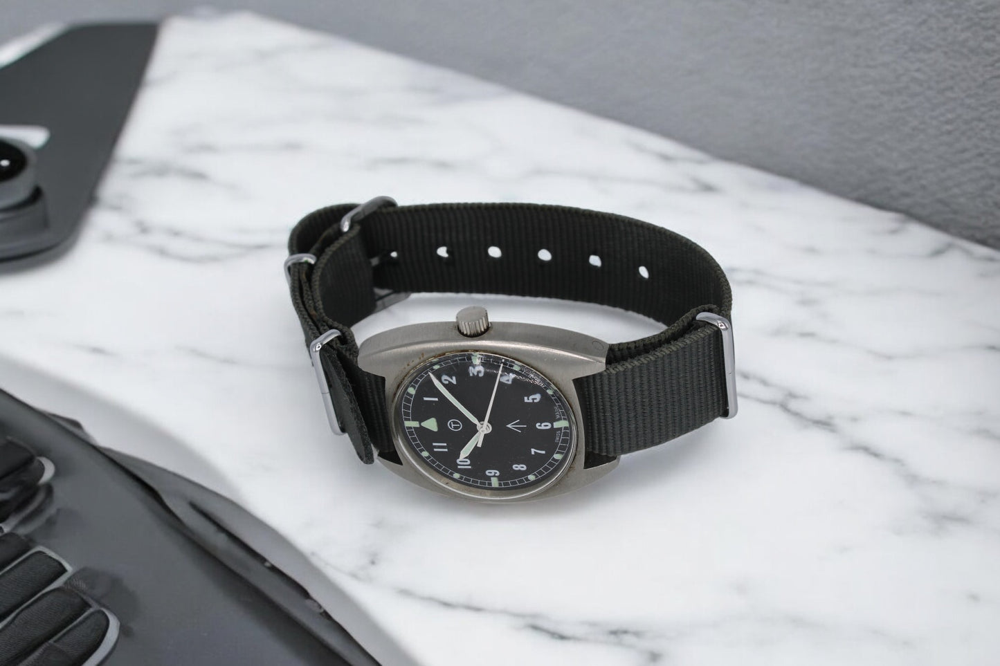 Reloj militar de acero con pulsera de tela, Marca: HAMILTON