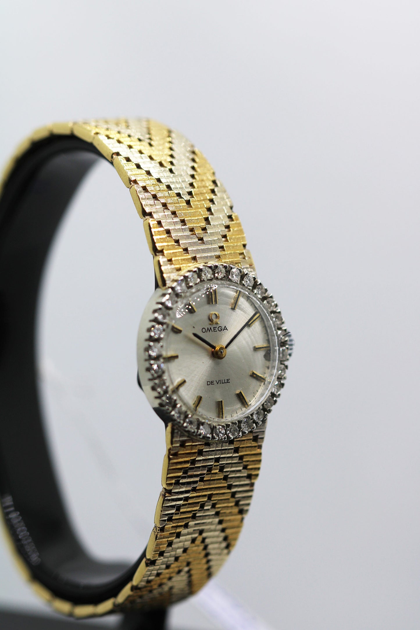 Omega - DeVille Vintage Diamonds