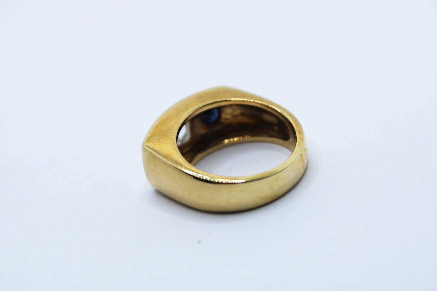 Ring Gold 18ct Diamond Saphires