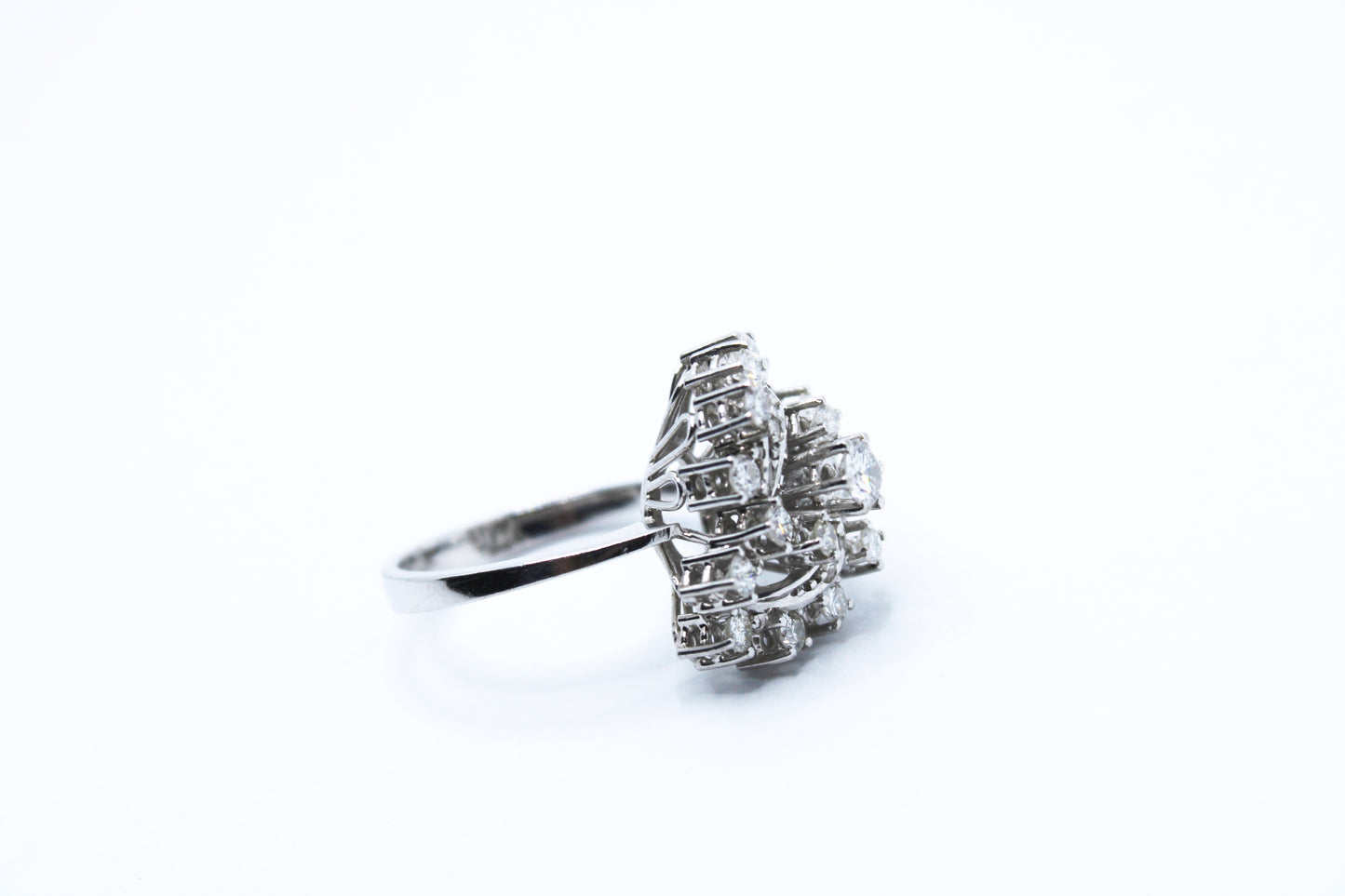 Ring Whitegold 18ct Diamonds