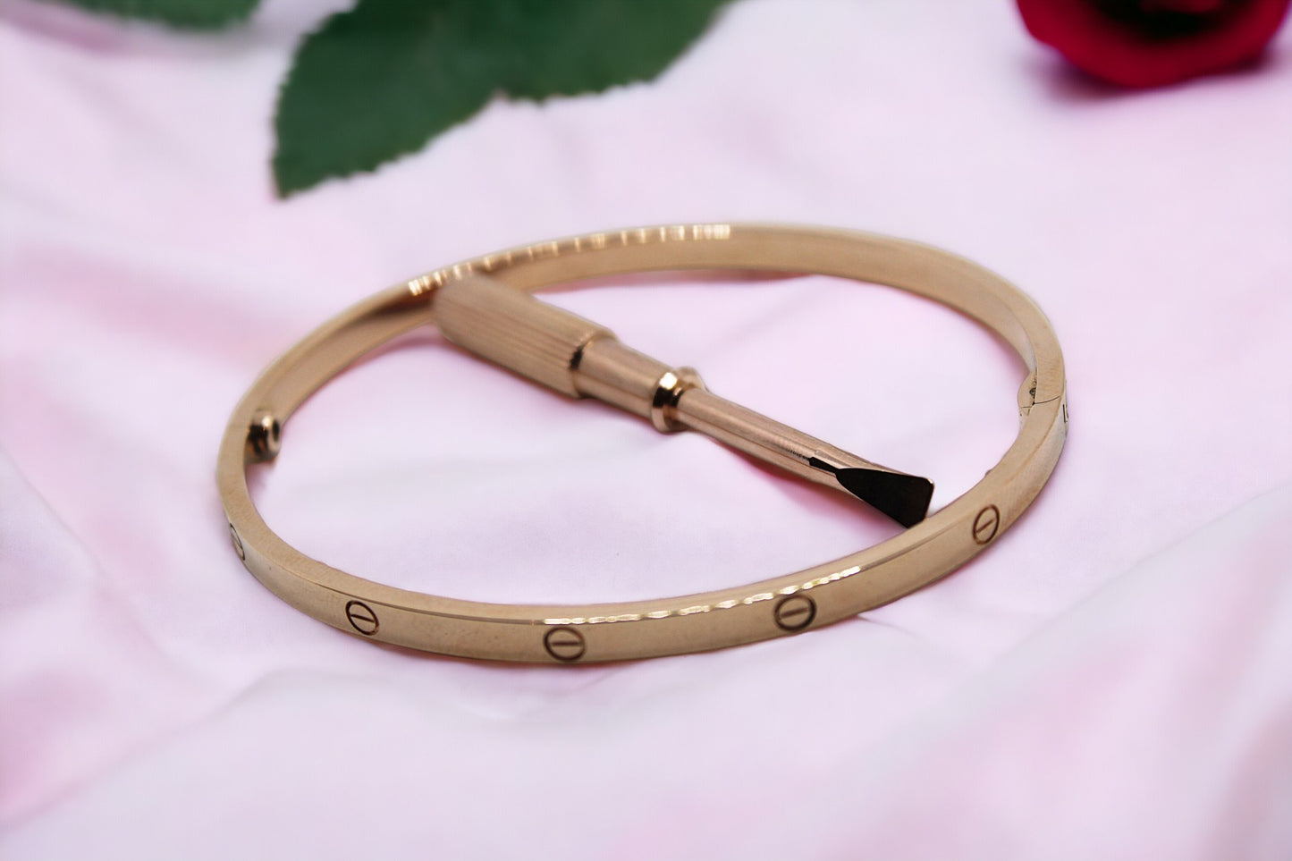 Cartier - Love bracelet