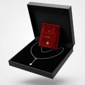 Collar de oro blanco de 18k, Marca: CARTIER, Modelo: HEART NECKLACE con 1 diamante, Peso: 9,79Gr.