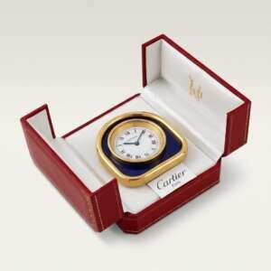 Reloj de mesita bañado en oro