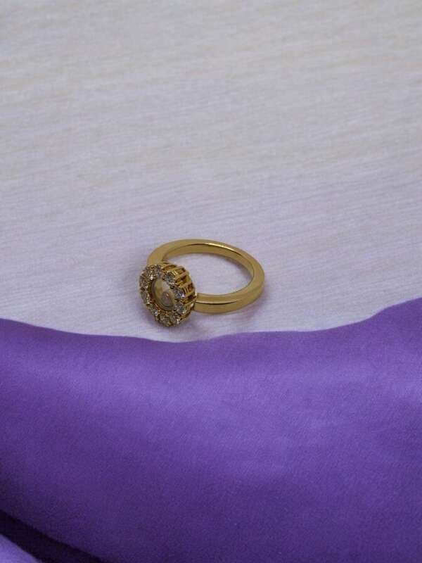 Anillo de oro de 18k con diamantes, Marca: CHOPARD, Modelo: HAPPY DIAMONDS.