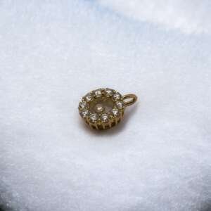 Colgante de oro de 18k con diamantes, Marca: CHOPARD, Modelo: HAPPY DIAMONDS.