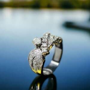 Anillo de oro blanco 18 k con diamantes