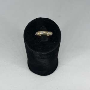 Alianza oro 18k con 8 diamantes talla 57