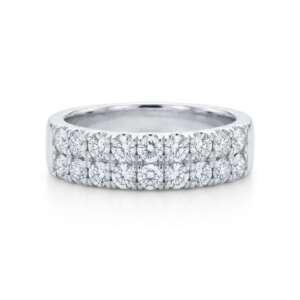Anillo de oro blanco de 18k con diamantes