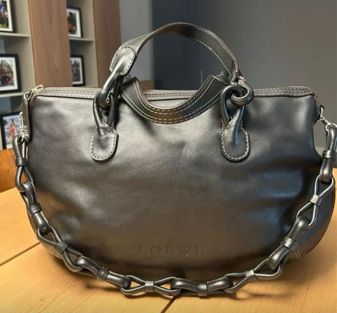 Bolso Loewe Fiesta de cuero gris metálico