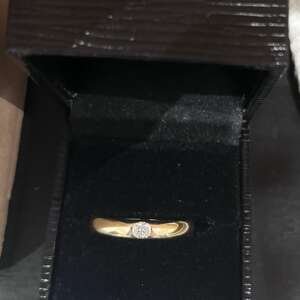 Anillo de oro 18k Wempe con diamante de 0.10Cts