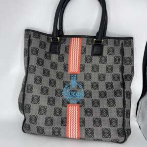 Bolso Loewe Tote de lona gris y negra Edición Limitada 092/200