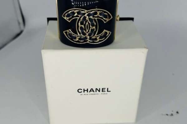 Pulsera / Manchette Chanel con Caja Original