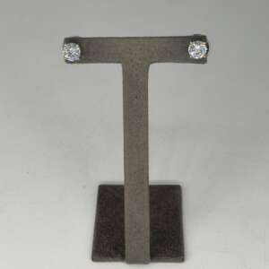 pendientes solitarios oro blanco diamantes 0.95 cts