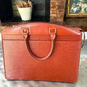 Bolso Louis Vuitton Riviera en cuero EPI marrón