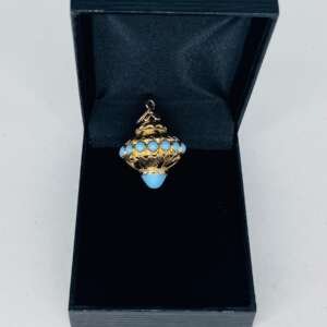 Colgante de oro 18k con piedras turquesas