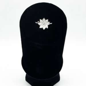 Añillo de Oro Blanco de 18k con Diamantes – Talla 53