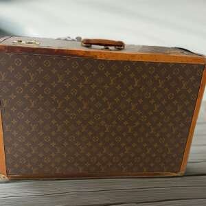 Maleta de viaje Louis Vuitton vintage con llaves