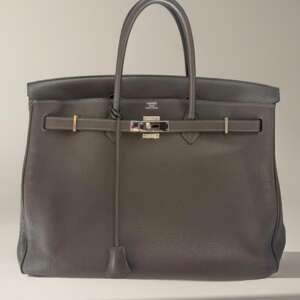 Hermès Birkin 40 gris oscuro con herrajes plateados