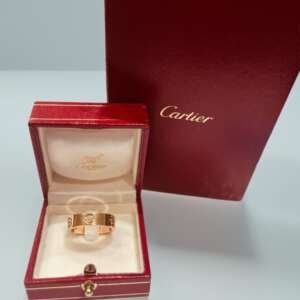 Anillo Cartier LOVE oro 18k con 3 diamantes